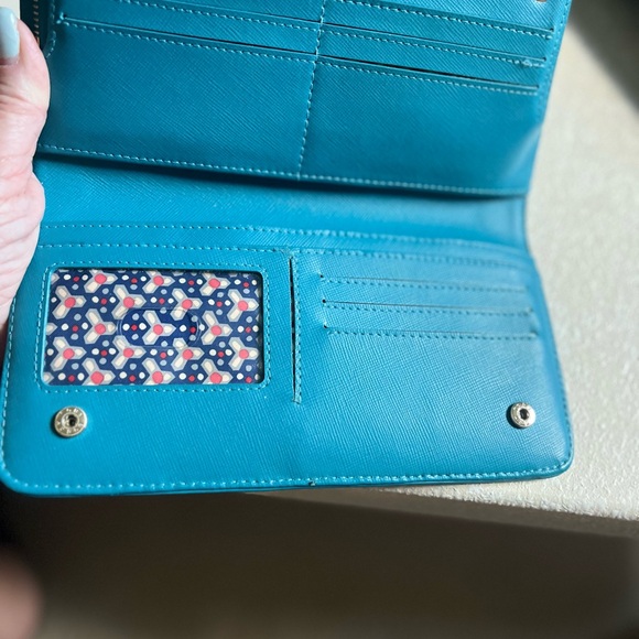 NWOT Beautiful Turquoise Long TORY BIRCH Authentic Wallet with stunning inside! - Picture 8 of 9